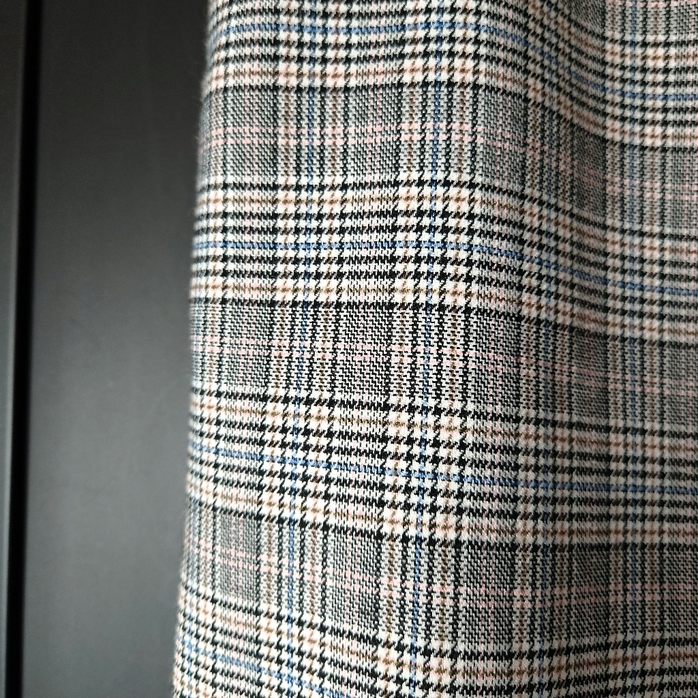 NWT $68 T TAHARI PLAID BLACK/CREAM PENCIL SKIRT SIZE 14 - Picture 2 of 8